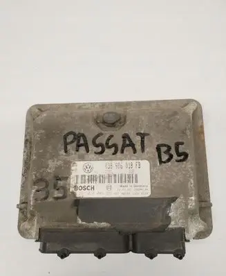 Volkswagen PASSAT B5 Engine control unit/module 038906018FB