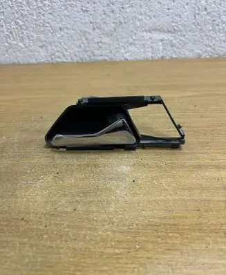 Mercedes-Benz E W124 Front door interior handle 1247600261 F3910
