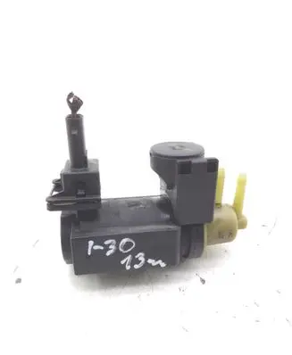 Hyundai i30 Turbo solenoid valve 351202A900