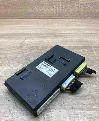 Volvo S40, V40 Comfort/convenience module 30896697 01W14