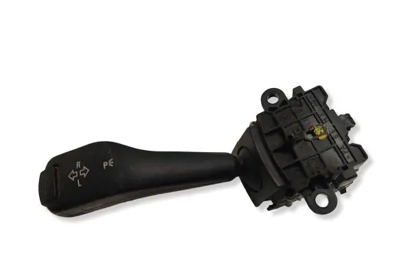 BMW 3 E46 Indicator stalk 8363668 01104010