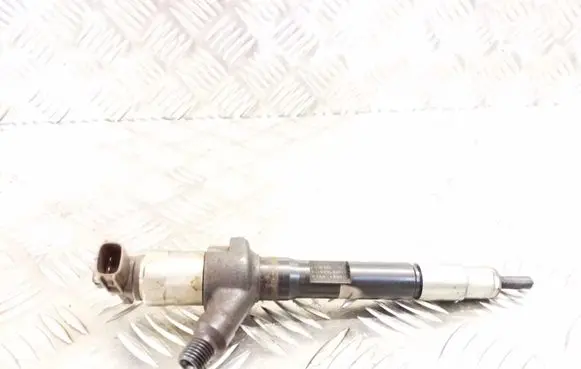 Mazda CX-7 Fuel injector 001007L02967 R2AA13H50 A2DDF0EA