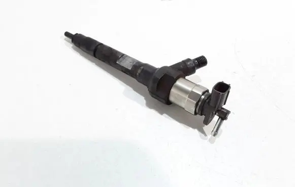 Mazda 6 Fuel injector 001101N02064 R2AA13H50