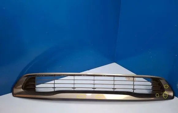 Toyota Prius xw60 Front bumper lower grill 5311347100 5312247020