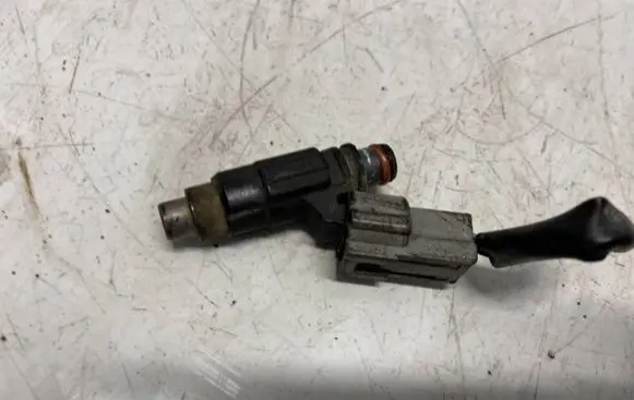 Mitsubishi Space Star Fuel injector cdh166 019609a