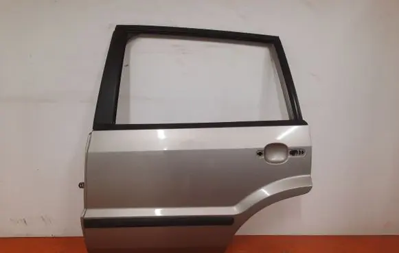 Ford Fusion Rear door