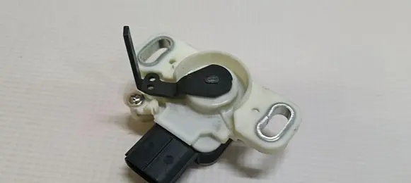 Toyota Auris E180 Brake pedal sensor switch 8951047050