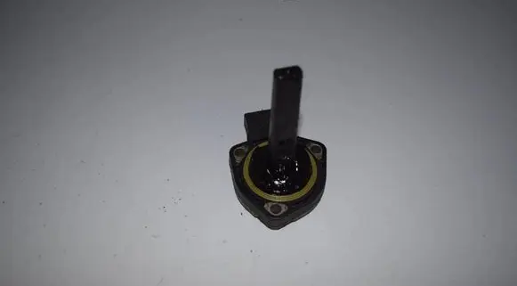 BMW 5 E39 Oil level dip stick 