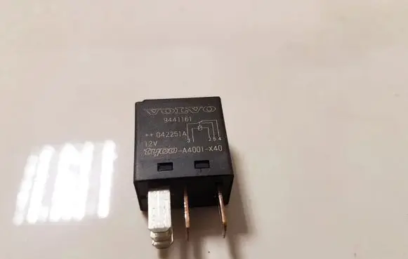 Volvo XC90 Other relay 9441161 TYCO-A4001-X40