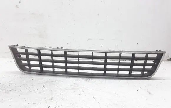 Audi A6 S6 C5 4B Front bumper lower grill 4B0807683L