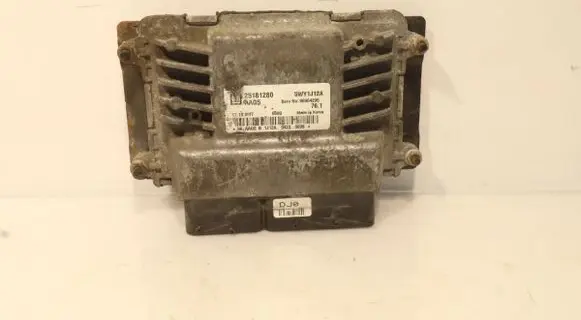 Chevrolet Cruze Engine control unit/module ECU 25181280