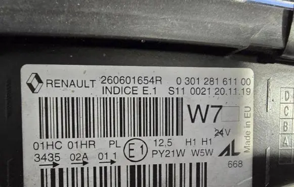 Renault Captur Headlight/headlamp 260601654R