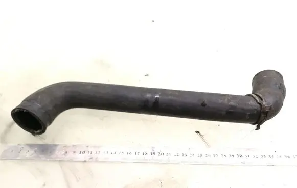 Mercedes-Benz Vito Viano W639 Engine coolant pipe/hose