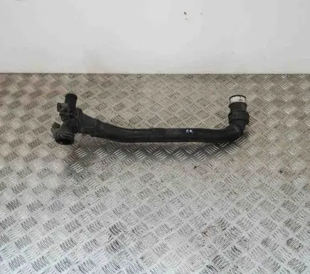 Porsche 997 Engine coolant pipe/hose 99710675104
