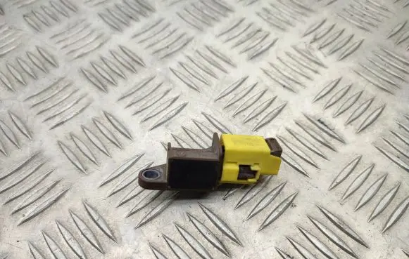 Audi A4 S4 B8 8K Airbag deployment crash/impact sensor 8K0973323R 8K0959651