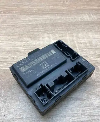 Audi Q7 4L Door control unit/module 4L0959792B 4L0910793B
