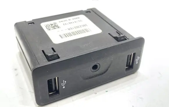 Renault Megane IV USB socket connector 280230016R