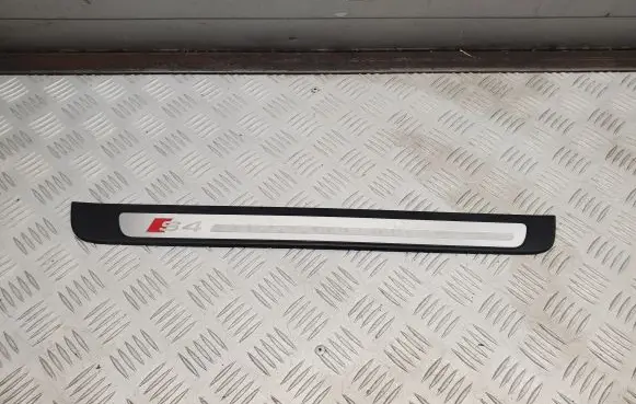 Audi A4 S4 B8 8K Rear sill trim cover 8K0853376A