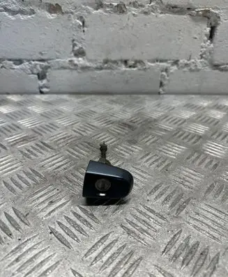 Toyota RAV 4 (XA30) Front door lock (next to the handle) 