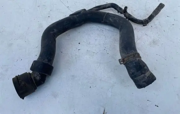 Audi A6 S6 C5 4B Engine coolant pipe/hose