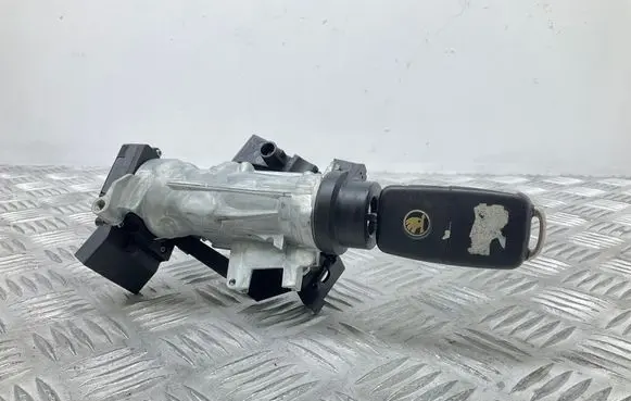 Skoda Rapid (NH) Ignition lock 6RA905865 3T0837202L 1K0905851
