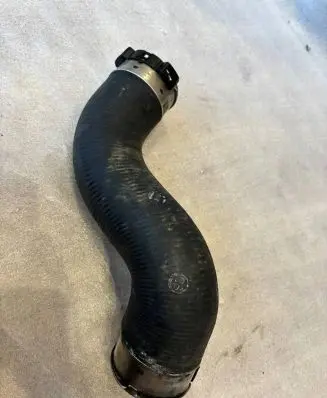 Mercedes-Benz E W212 Intercooler hose/pipe A2045281682 2045281682