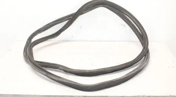 BMW X4 F26 Trunk rubber seal (body) 