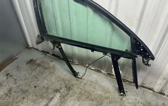 Audi A4 S4 B7 8E 8H Front window lifting mechanism without motor