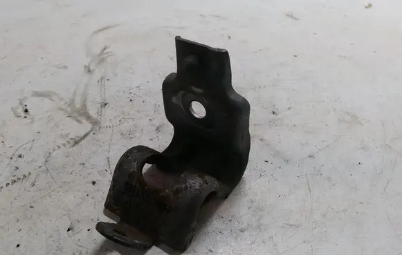 Opel Insignia A Radiator mount bracket 13239137