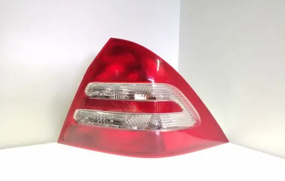 Mercedes-Benz C W203 Rear/tail lights 2038200264