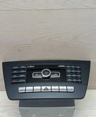 Mercedes-Benz C W204 Radio/CD/DVD/GPS head unit A2049005112 A1669022605 A2049013503