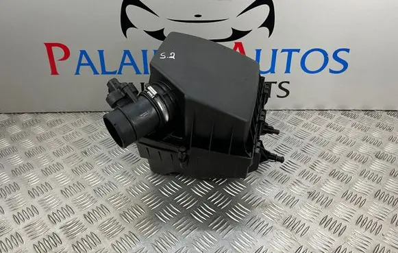 Opel Corsa E Air filter 39032999