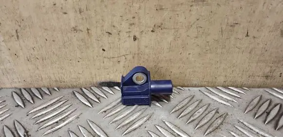Mercedes-Benz E W212 Airbag deployment crash/impact sensor A2128204926