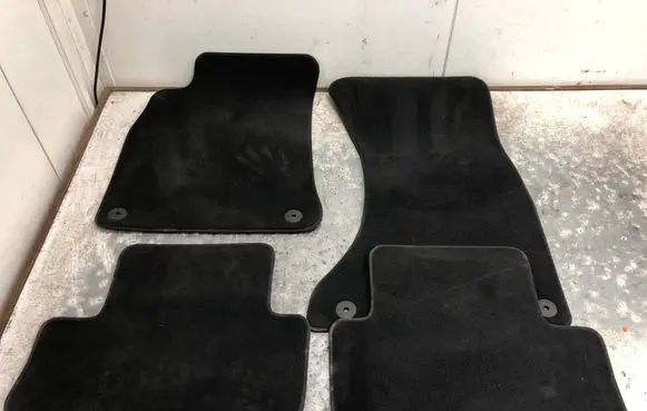 Audi A4 S4 B8 8K Car floor mat set 8K1863691B