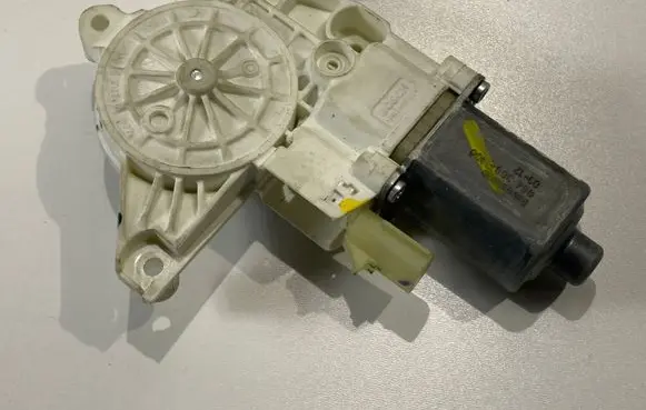 Dodge Journey Rear door window regulator motor 964368 964368100 0130822474