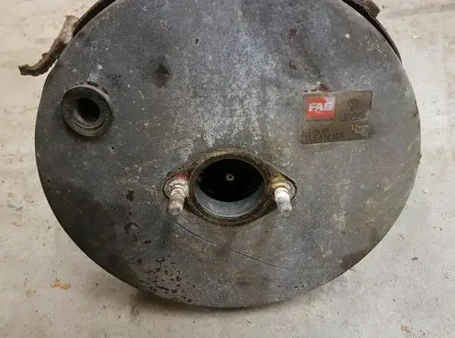 Volkswagen Scirocco Brake booster 155612105