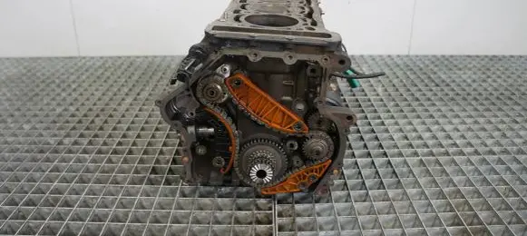 Audi A5 8T 8F Engine 06H103021L