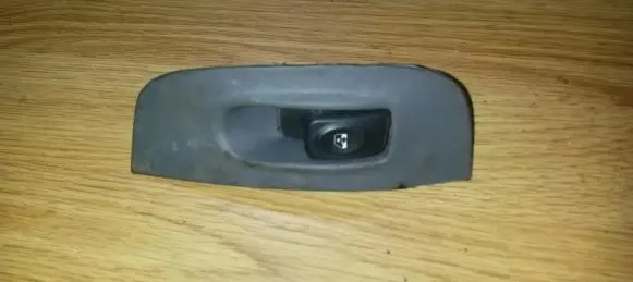 Renault Megane I Electric window control switch