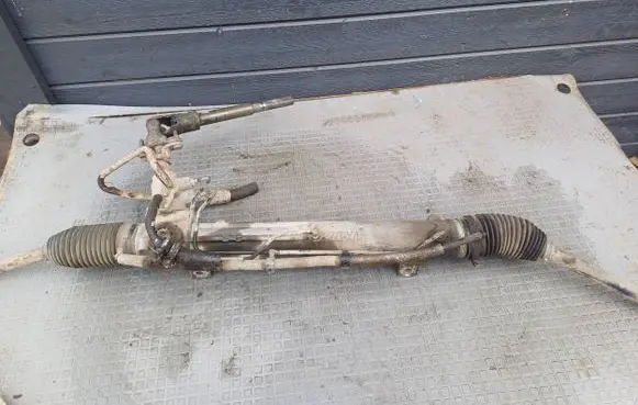 Peugeot 607 Steering rack mechanical part Z8X4
