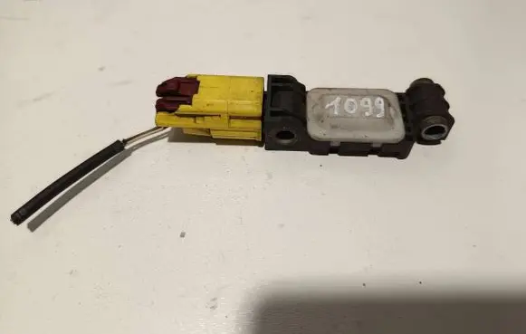 Audi A3 S3 8P Airbag deployment crash/impact sensor 8E0959651A 5171105