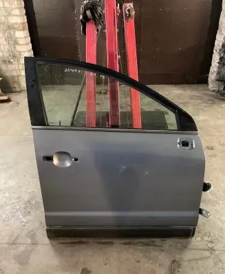 Opel Antara Front door