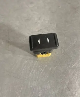 Ford Focus Electric window control switch 6M2T14529DA 42936