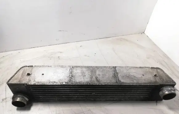 BMW 7 E65 E66 Intercooler radiator