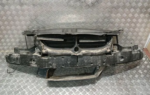 BMW 5 E60 E61 Radiator support slam panel