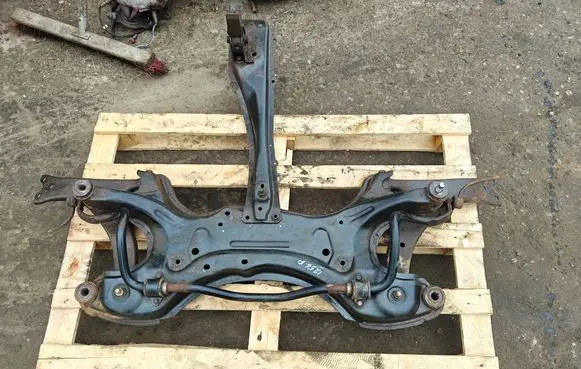 Toyota Avensis T250 Front subframe 