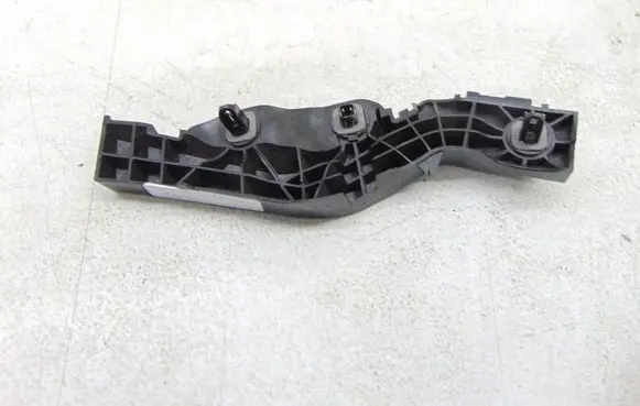Toyota Avensis T270 Rear bumper mounting bracket 5257805050