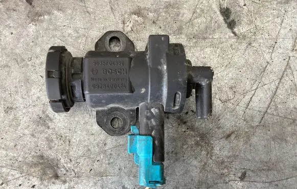 Peugeot 607 Turbo solenoid valve 9635704380 0928400414