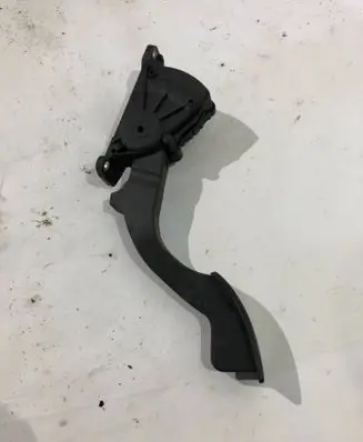Ford Focus Accelerator throttle pedal 4M519F836AH 6PV00864101
