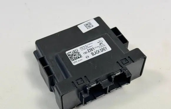 Cadillac Escalade IV Parking PDC control unit/module 13512361 84078177 84104305