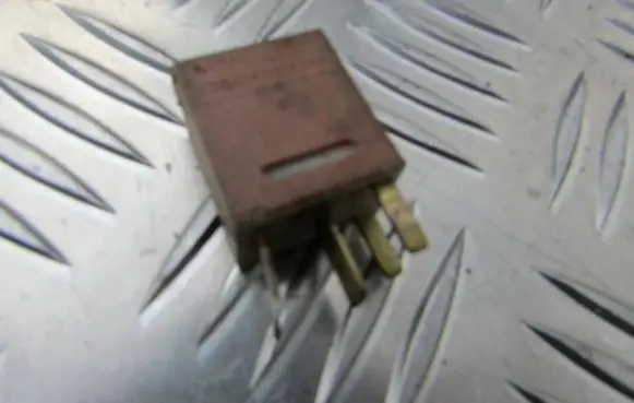 Ford Mondeo MK I Other relay 93BG14N089AA